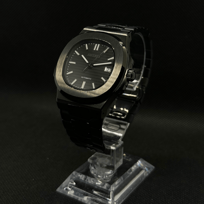 Seiko Nautilus Mod - All Black - Tempus Mods
